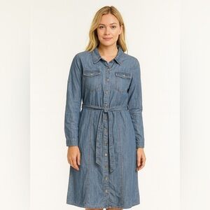 Allegra K denim-like shirt dress with silver buttons. NWT Size XL NN